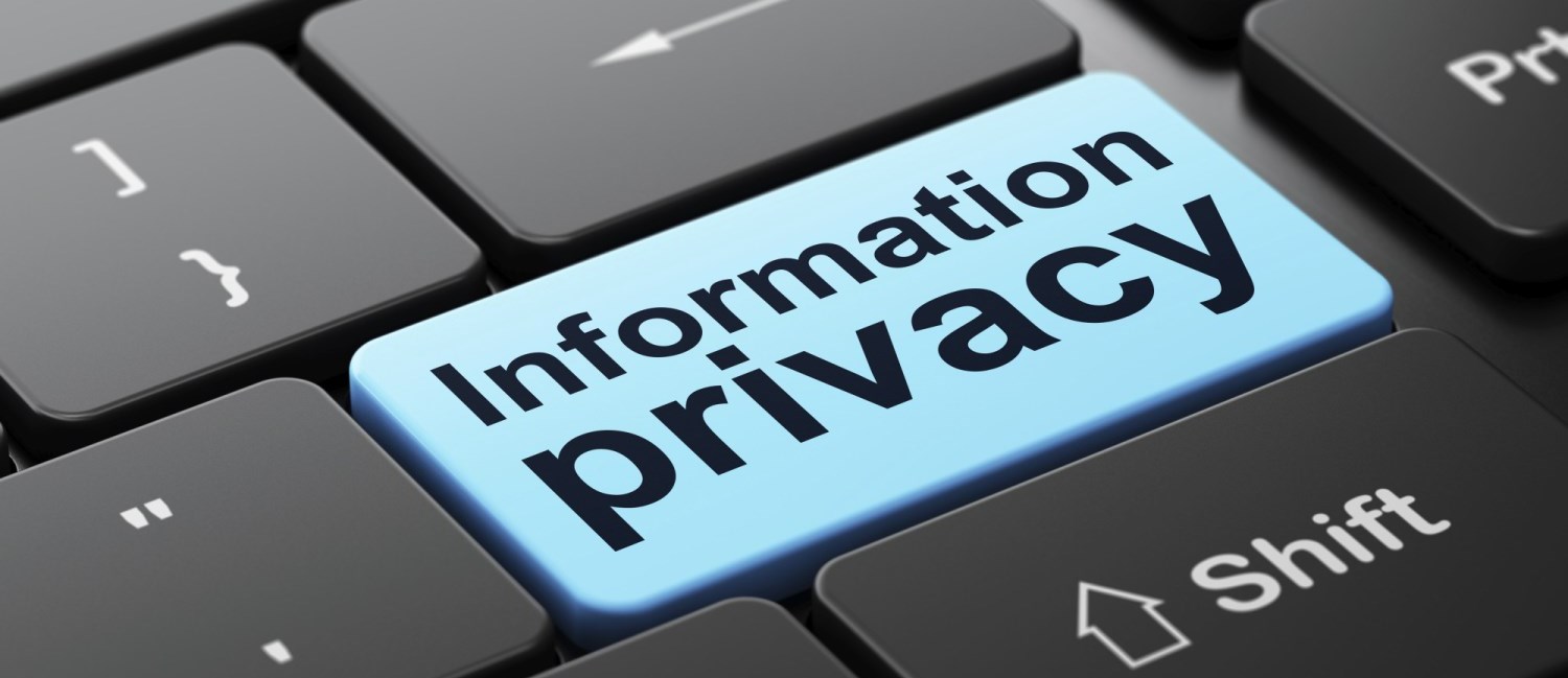 Privacy key on a typing keyboard